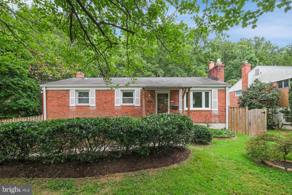 11513 Ashley Drive photo 1