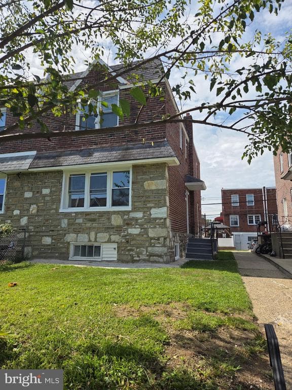 1828 Megargee Street photo 1