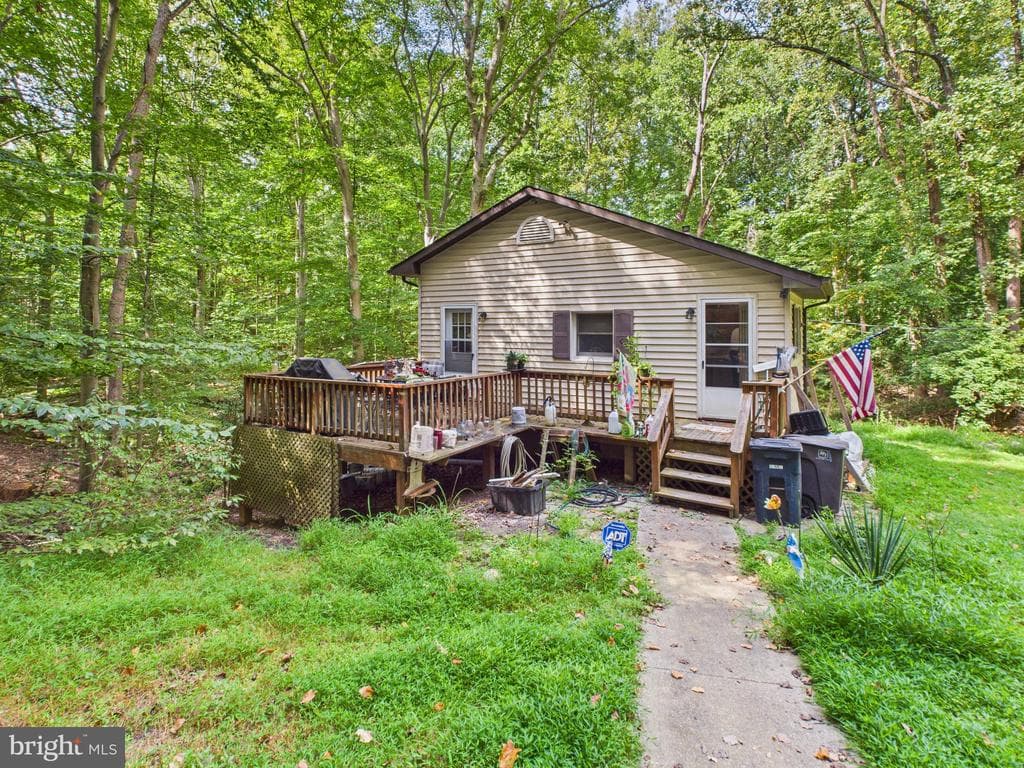 7709 Brooklyn Bridge Road photo 1