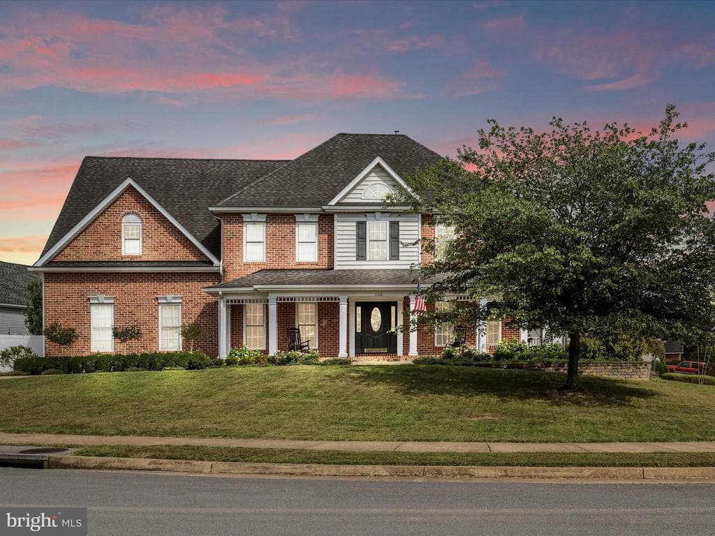 132 Cahille Drive photo 1