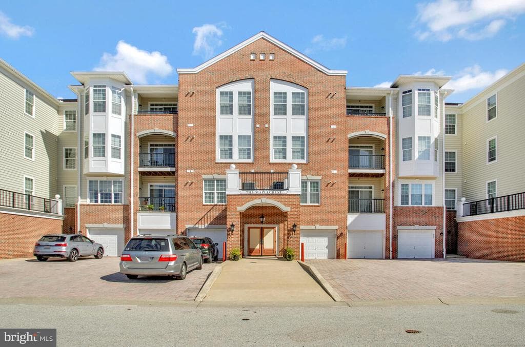 7315 Maplecrest Road #405 photo 1