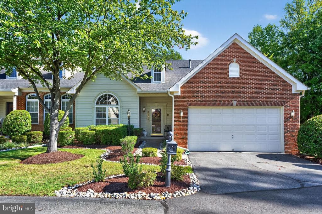 2101 Vittoria Court #16 photo 1