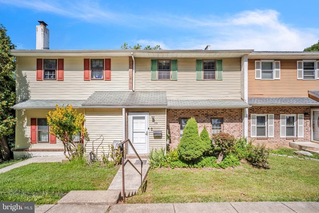 518 Pebble Ridge Court photo 1
