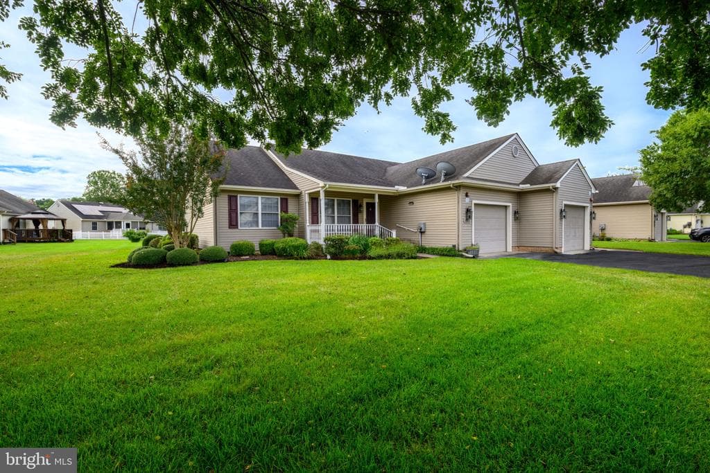 28111 Van Tassel Way photo 1
