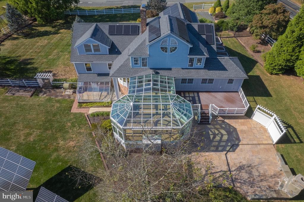13000 Brandon Way Road photo 1