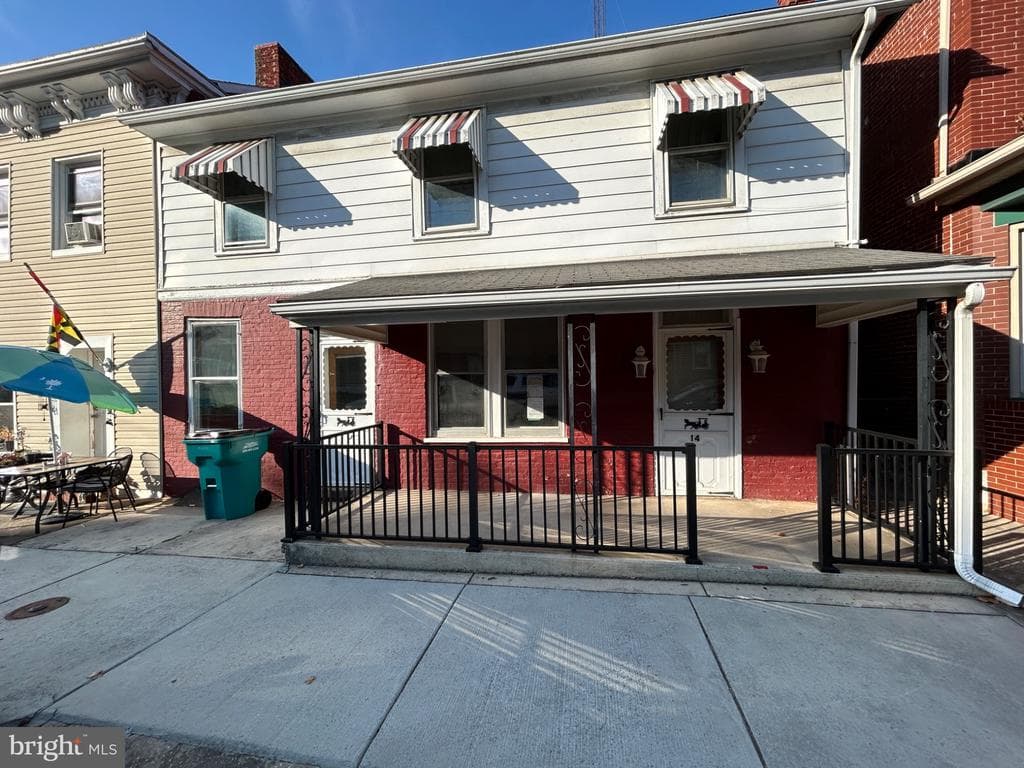 14 Baltimore Street photo 1