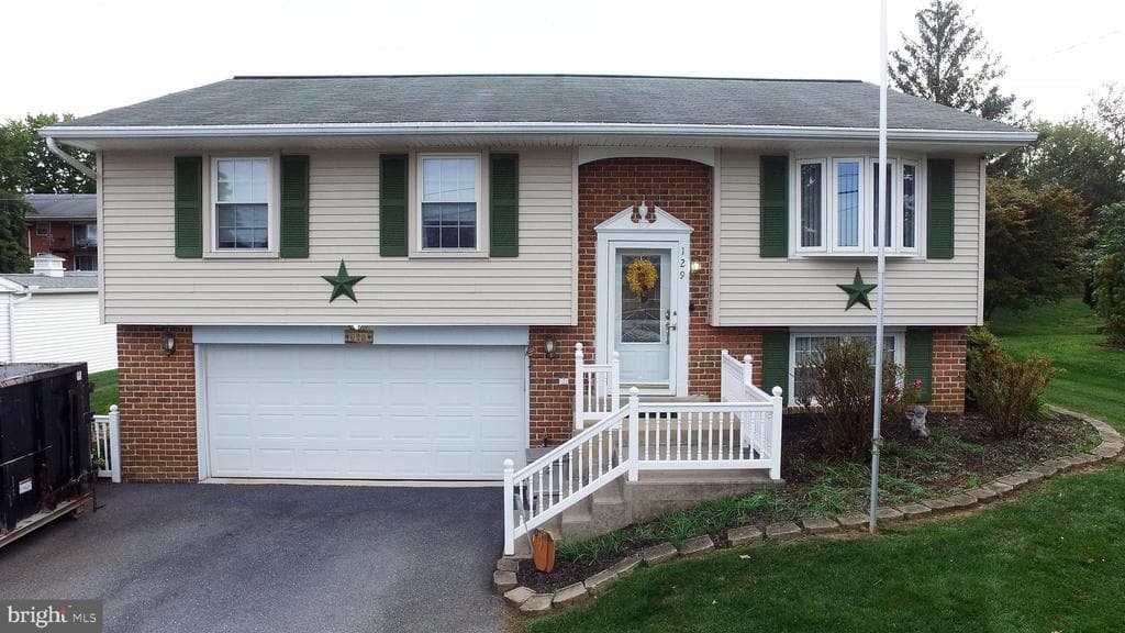 129 Joseph Road photo 1