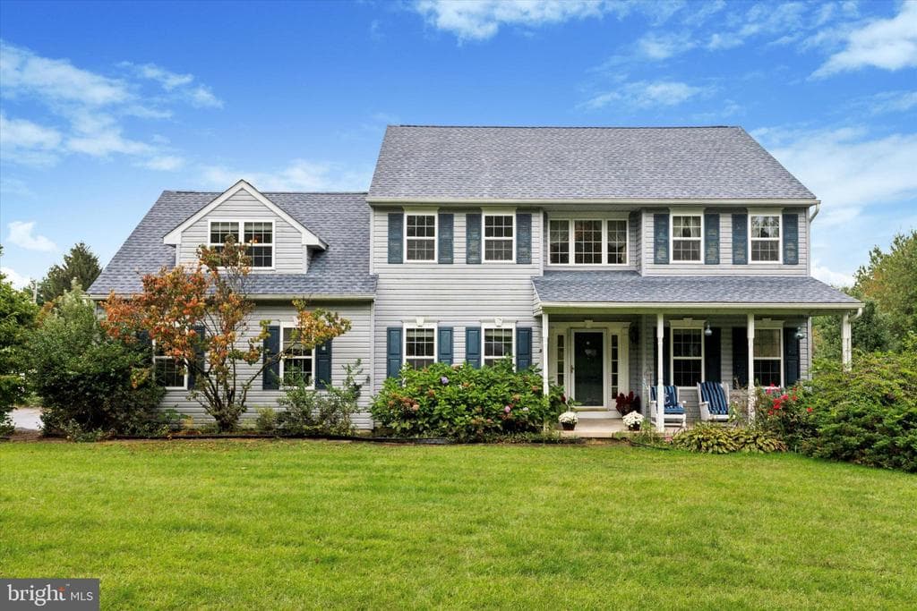 9 Greenfield Road photo 1