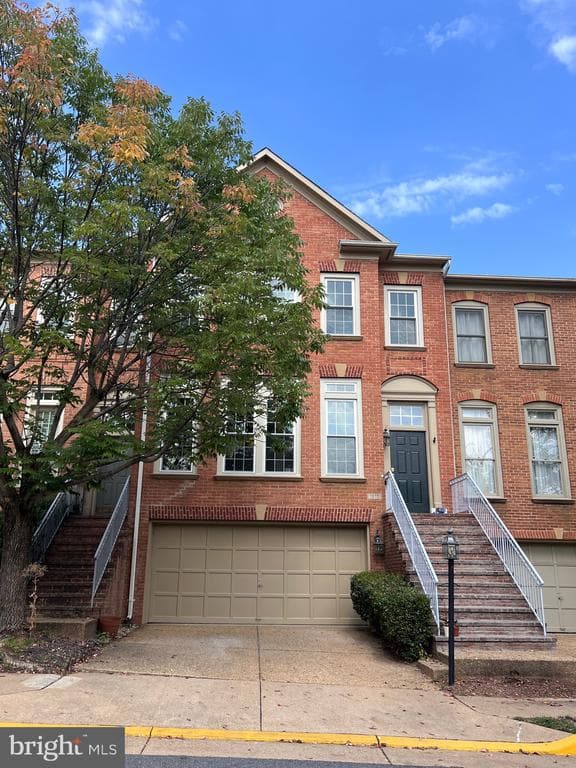 1815 Dawson Street photo 1