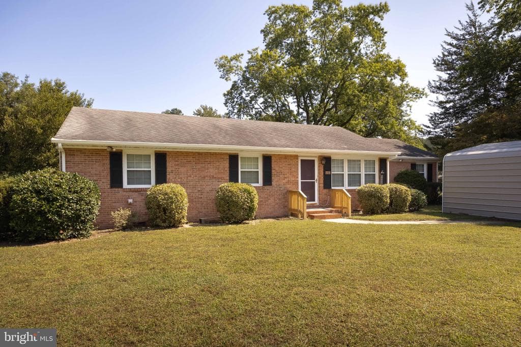 7031 Brantley Drive photo 1