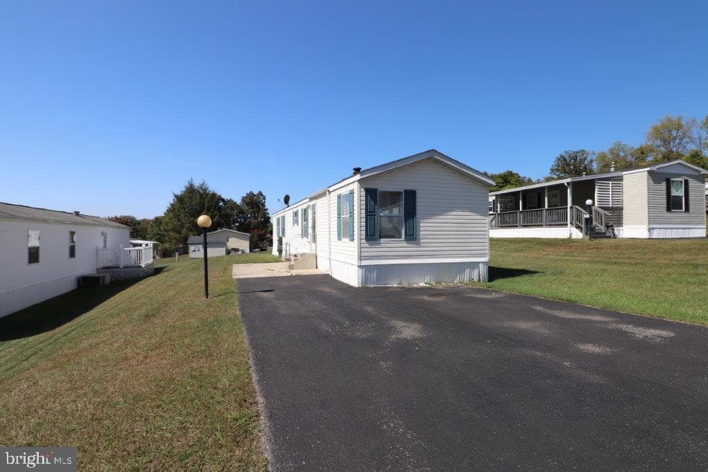 21 Hillside Place photo 1