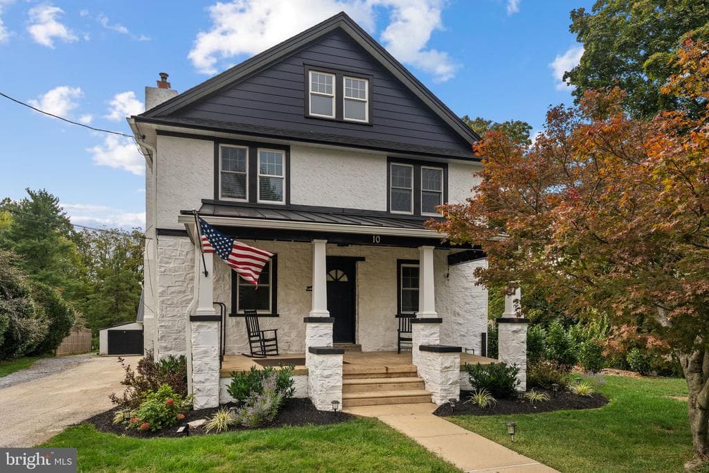 10 Arlington Road photo 1