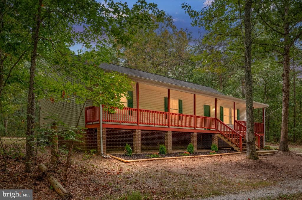 1822 Copper Line Road photo 1
