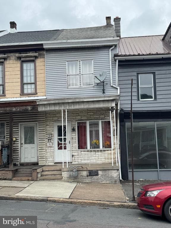 1509 W Centre Street photo 1