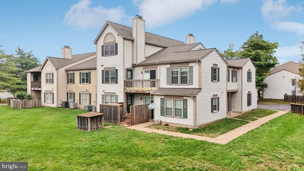 10421 Paradise Court photo 1