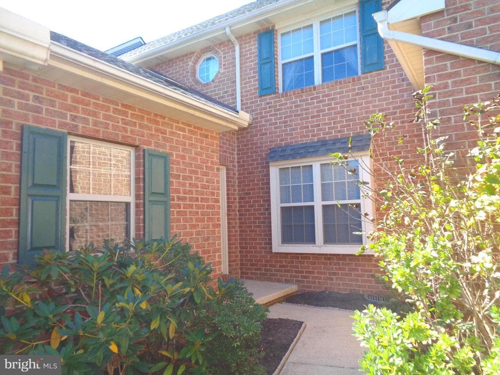 203 Pine Bridge Lane photo 1