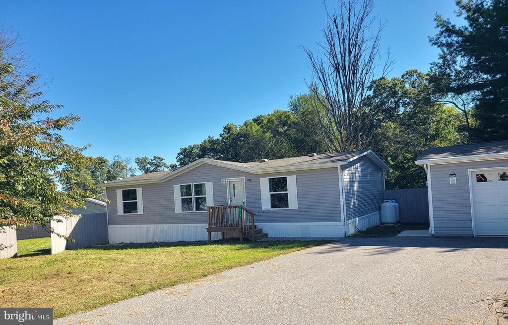 216 Meadow Trail photo 1