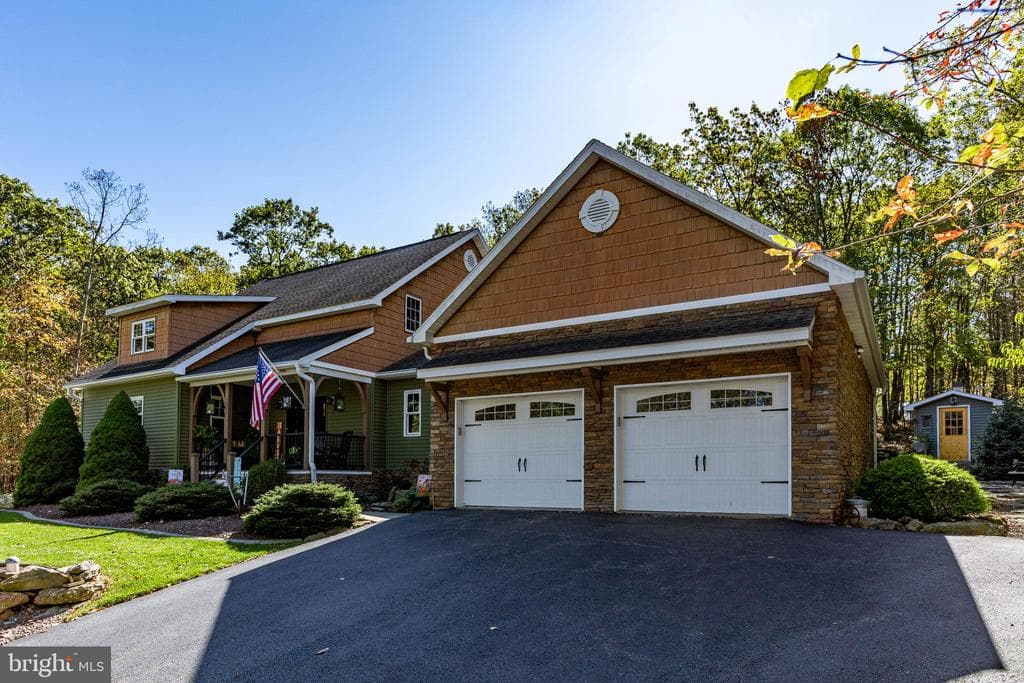 248 Country Club Drive photo 1