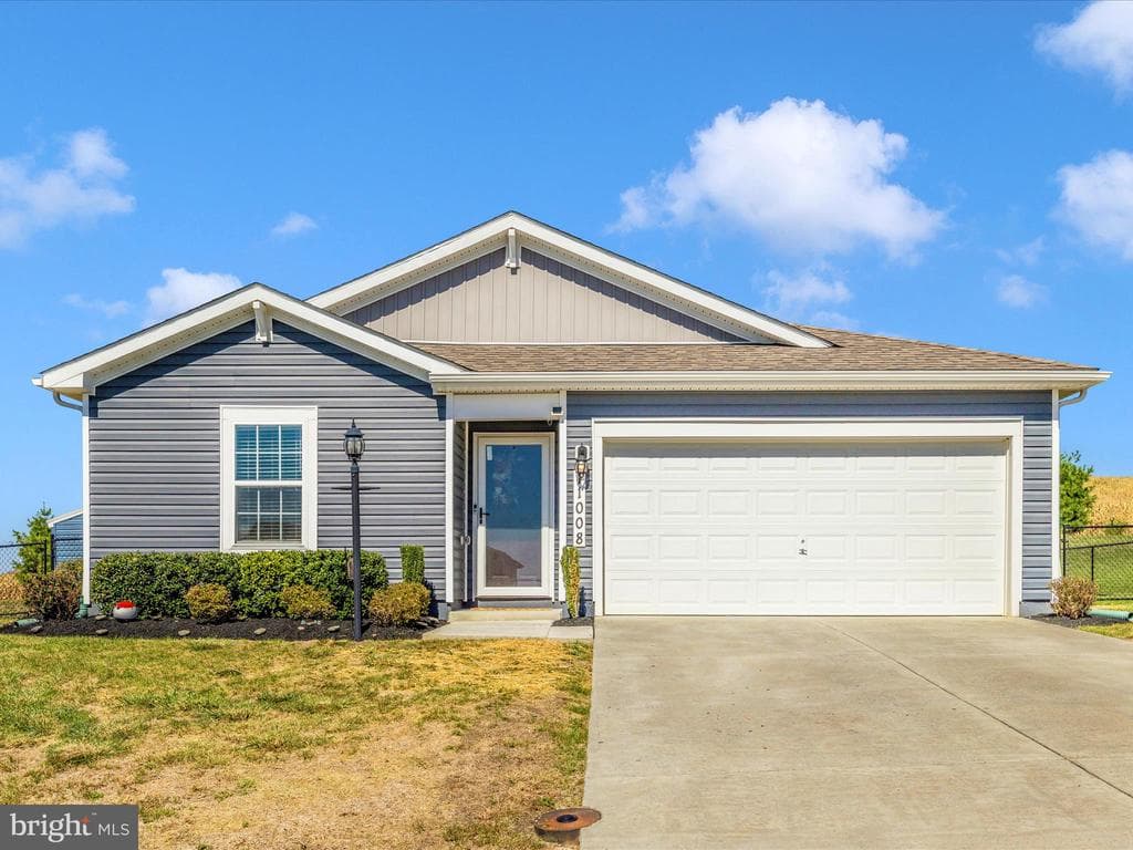 11008 Cross Fields Drive photo 1