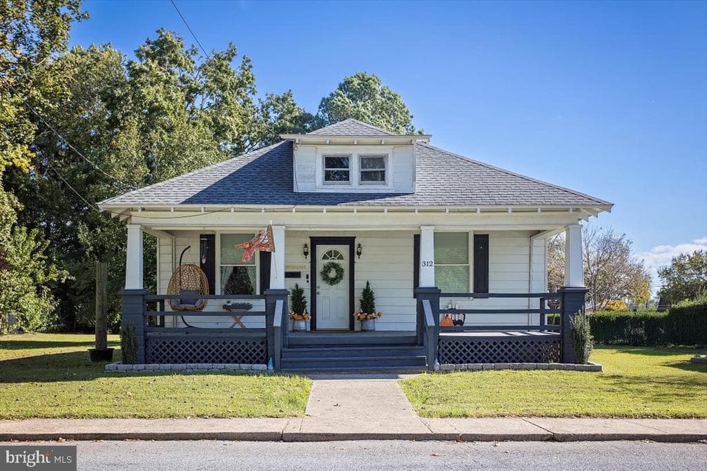 312 Charles Street photo 1