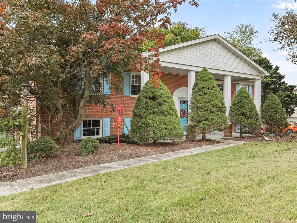 3388 Edenville Road photo 1