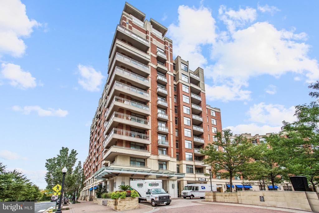 3650 S Glebe Road #1147 photo 1