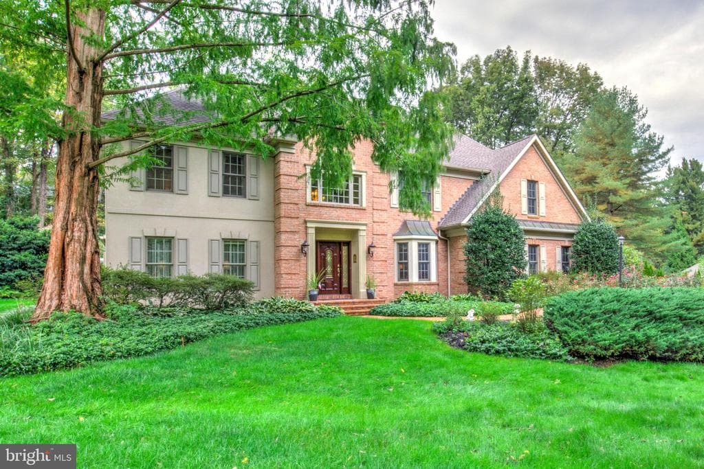 71 Leaman Road photo 1