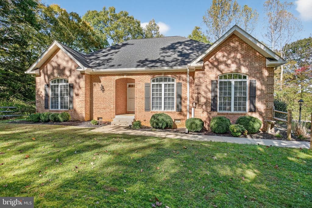 17260 Braddock Place photo 1