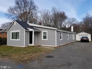 7810 Pats Lane photo 1