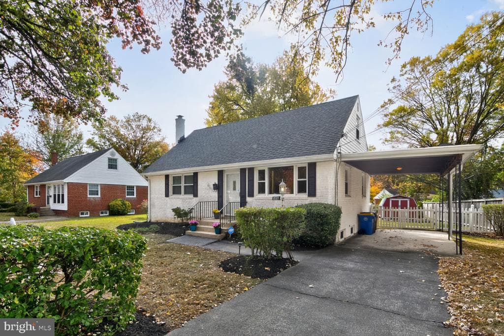 8501 Sprague photo 1