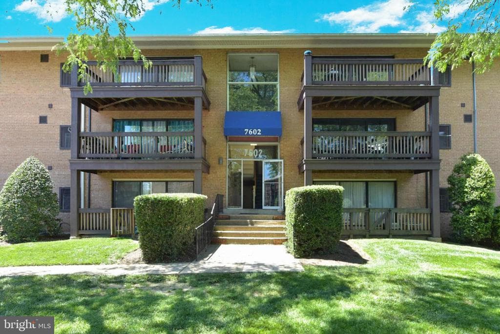 7602 Savannah Street #204 photo 1