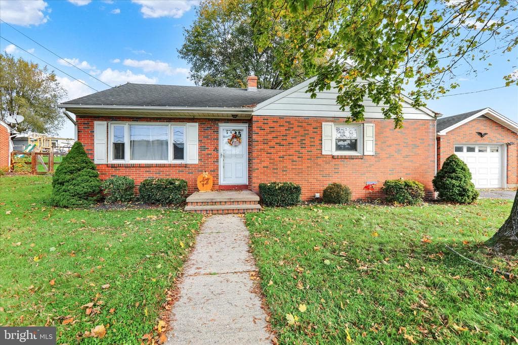 405 Indian Manor Drive photo 1