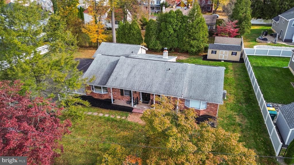 449 Grand Avenue photo 1