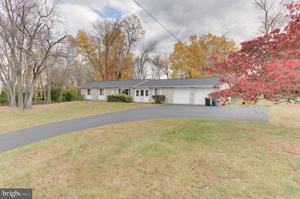 470 Fruit Farm Road photo 1