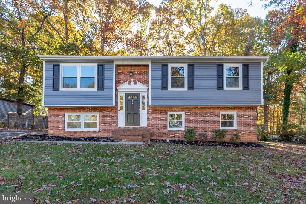 10403 Daniels Court photo 1