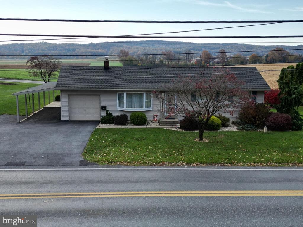 407 Old Topton Road photo 1