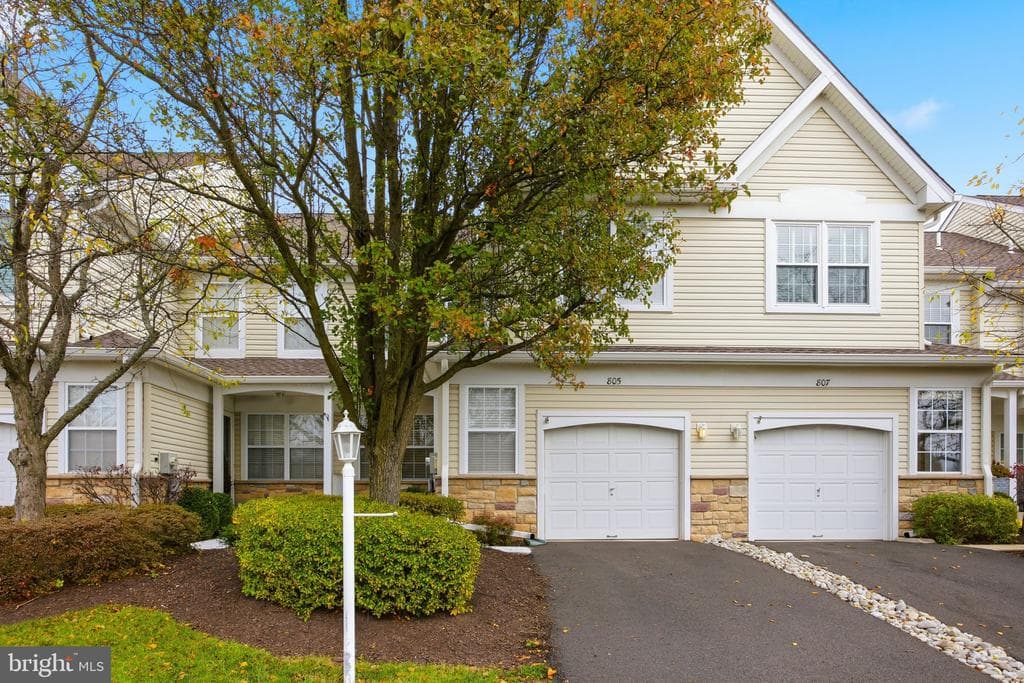 805 Breckinridge Court #94 photo 1