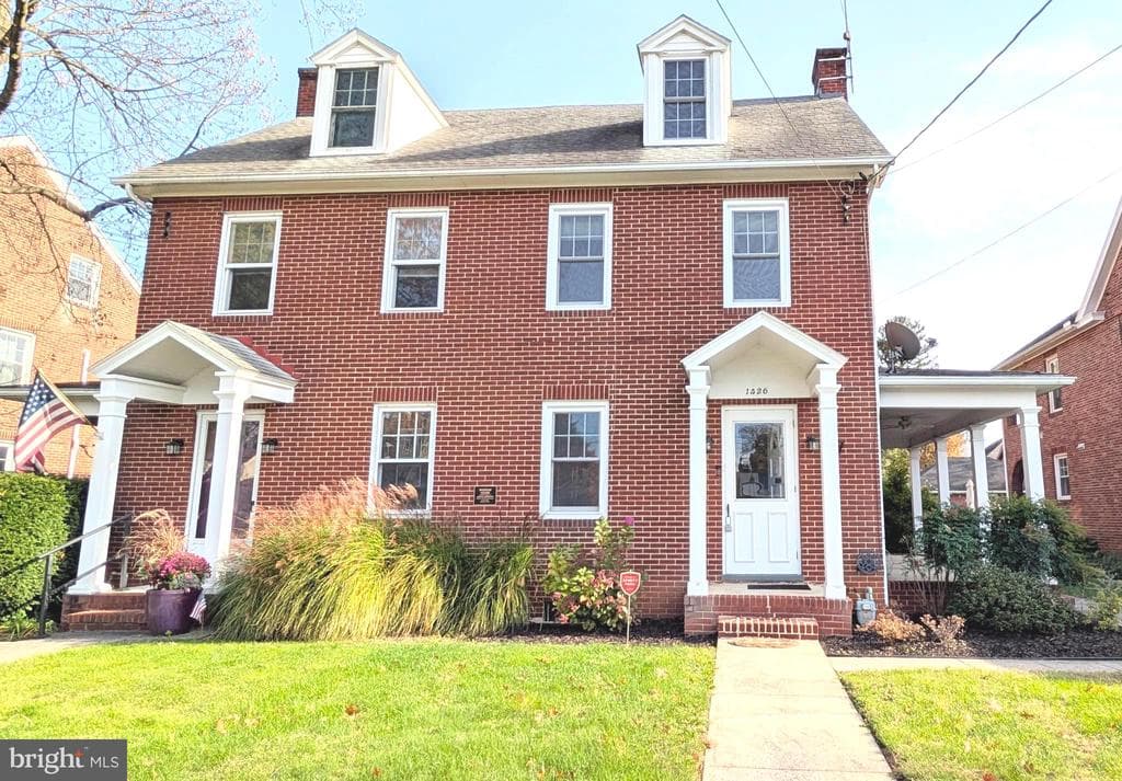 1426 Alexander Avenue photo 1