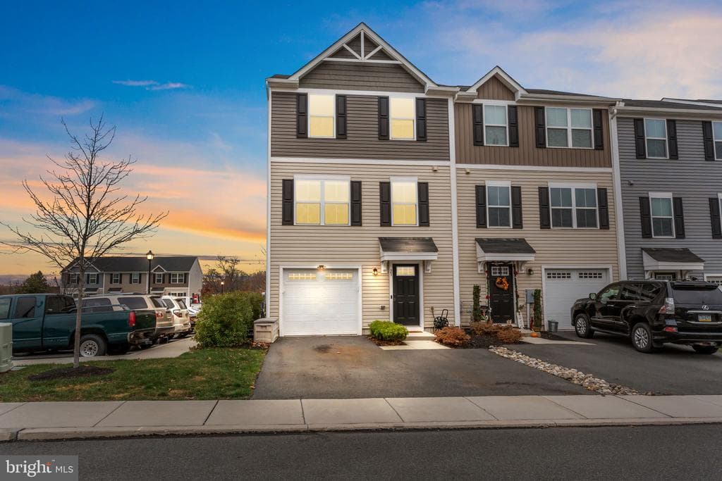 23 Foxwood Drive photo 1