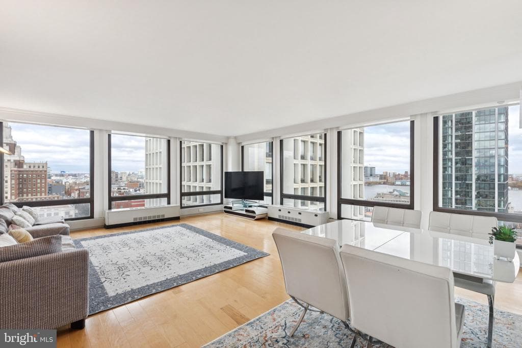 210 Locust Street #15aw photo 1
