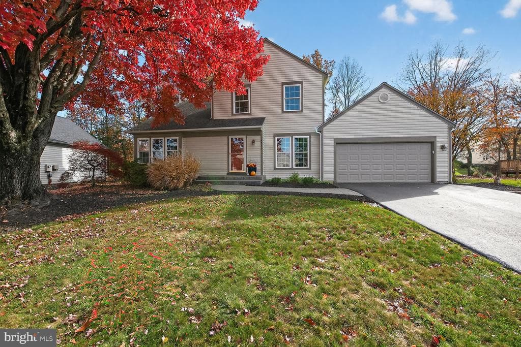 4521 Waverly Crossing Lane photo 1