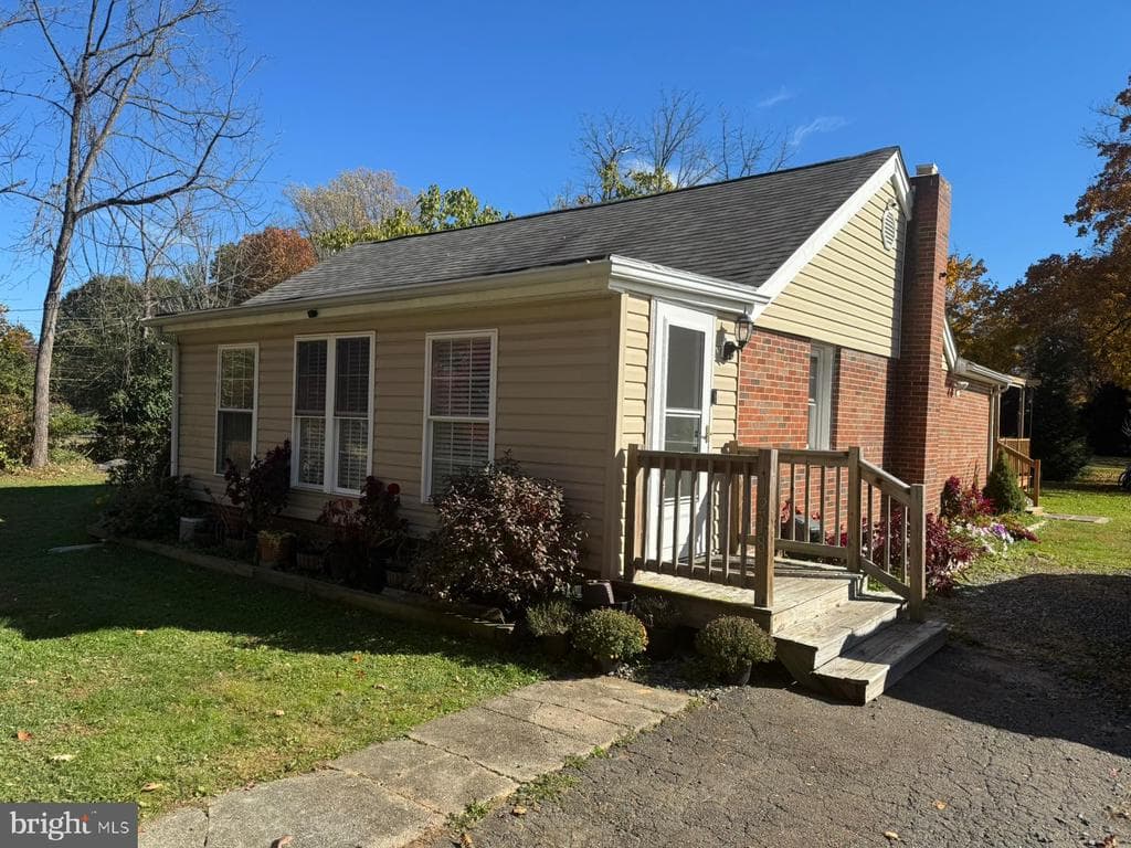1218 Main Street photo 1