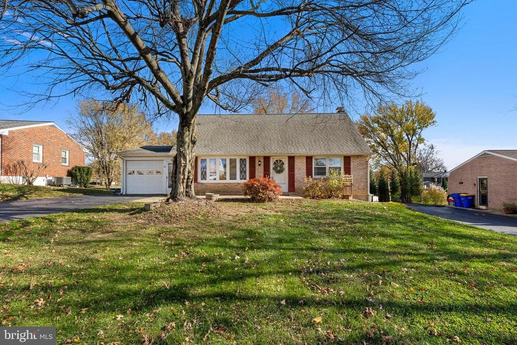 63 Quaker Hills Road photo 1