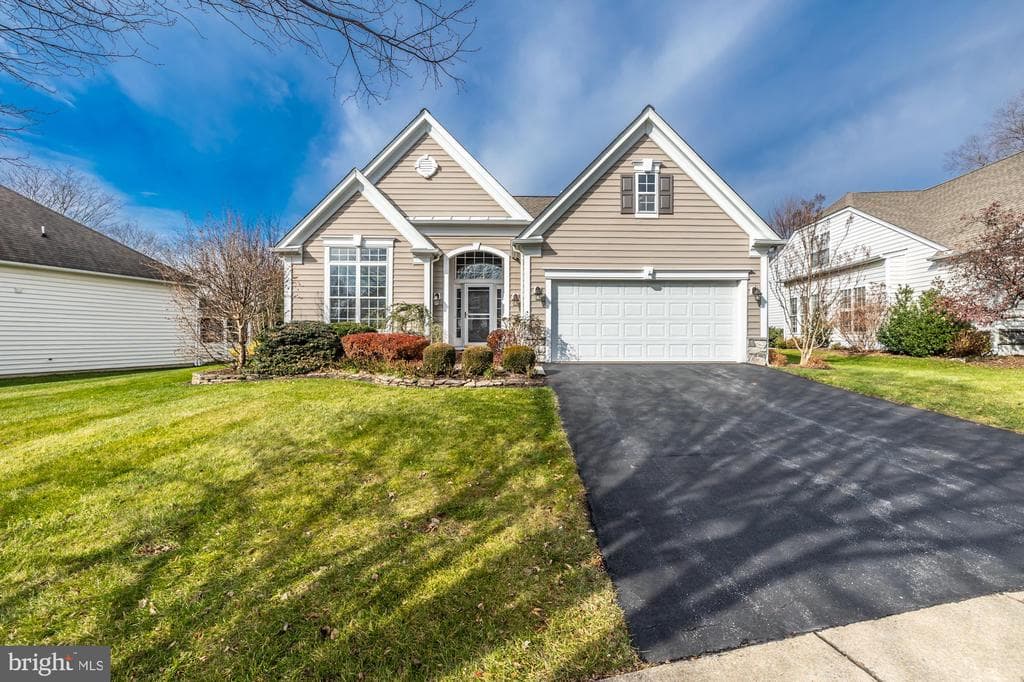 505 Wisteria Drive photo 1