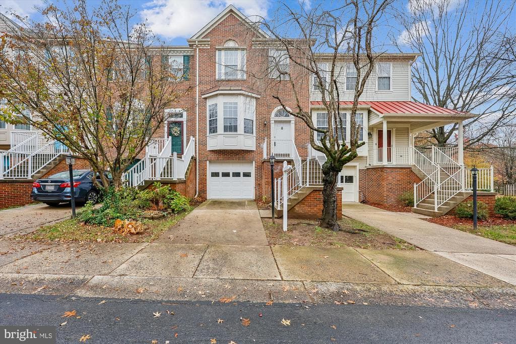 3 Beacon Hill Way photo 1