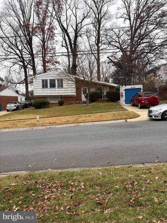 13009 Valleywood Drive photo 1