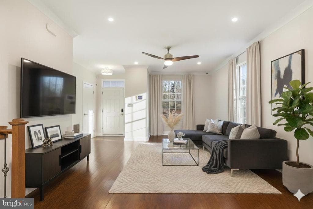 18060 Red Cedar Road photo 1