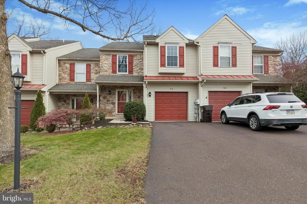 510 Berkshire Drive photo 1