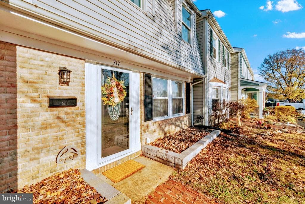 717 Shore Drive photo 1