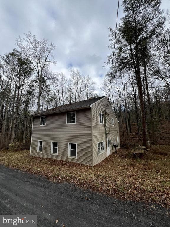 1092 Robinson Road photo 1